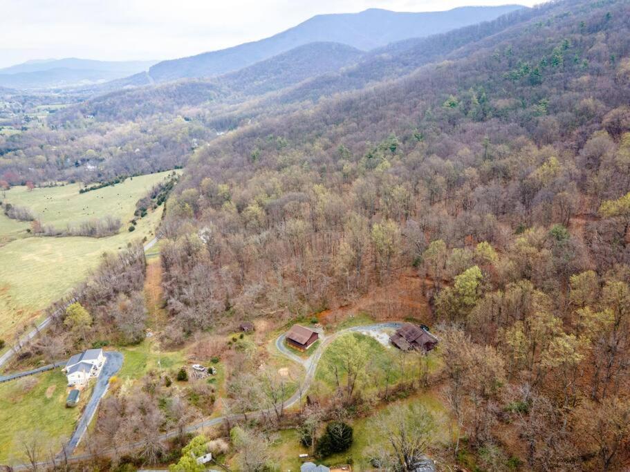 Villa Mountain Views, Hot Tub, Firepit, Dog Friendly, Ev Connector Stanley Exterior foto