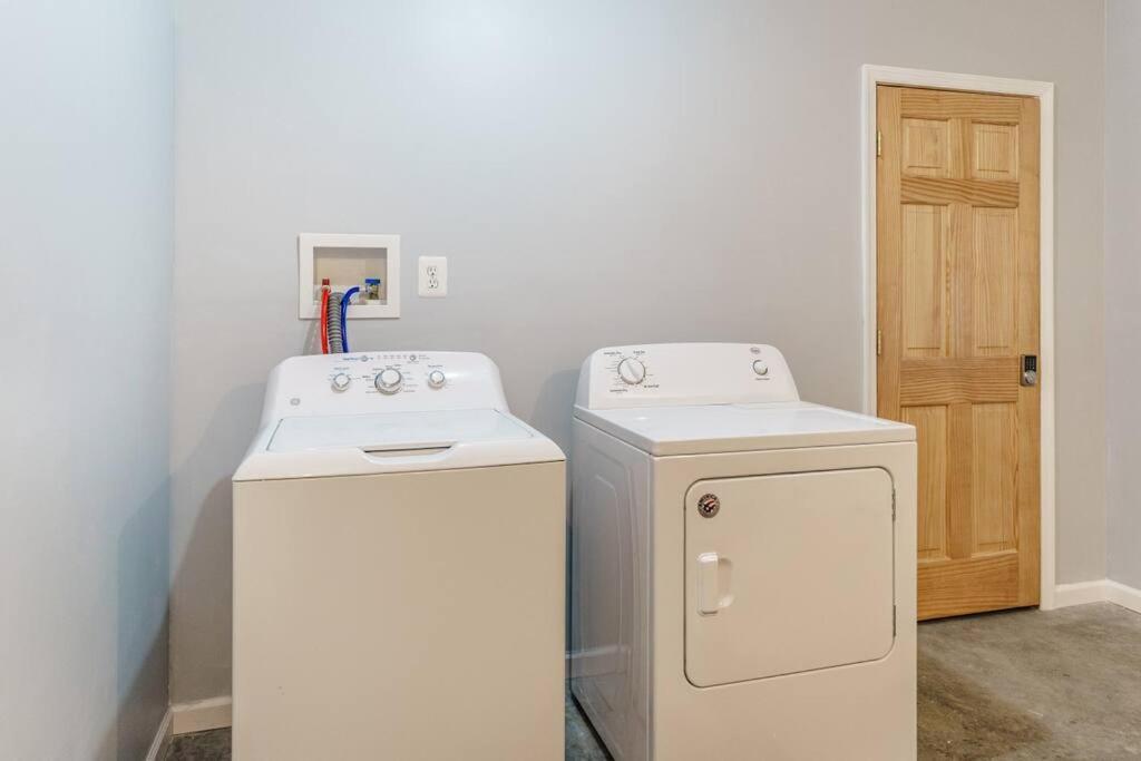 Villa Mountain Views, Hot Tub, Firepit, Dog Friendly, Ev Connector Stanley Exterior foto