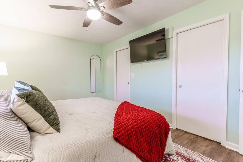 Villa Mountain Views, Hot Tub, Firepit, Dog Friendly, Ev Connector Stanley Exterior foto